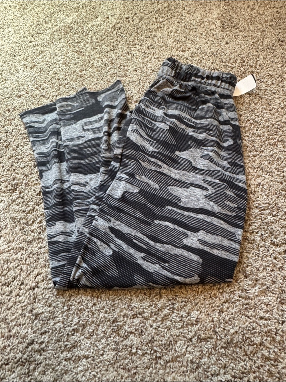 Calvin Klein White Performance Pullover & Cuddl Duds Lounge Set - Picture 5 of 7